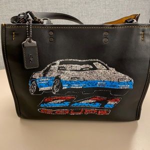 Coach Rogue 30 1941 Car Embellished